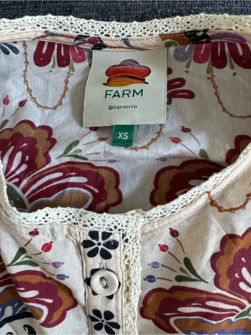 FARM Rio lightweight cream